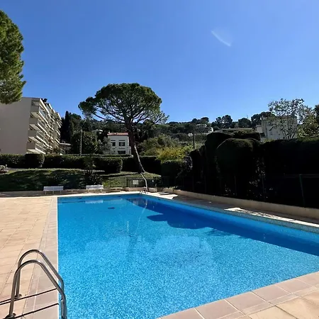 Superb Luxury Flat Garden Pool Tennis شقة لو كانيت